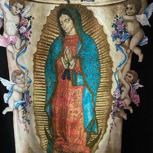 Patrona de Mexico Nueta por Nosotros black t-shirt - size small